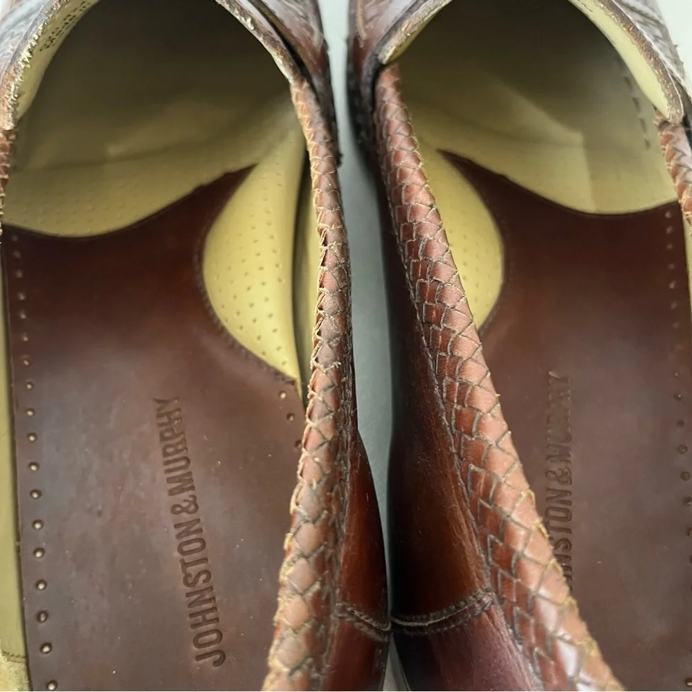 Johnston & Murphy Brown Leather Slip On Tassel Loafers READ